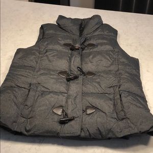 Gap vest